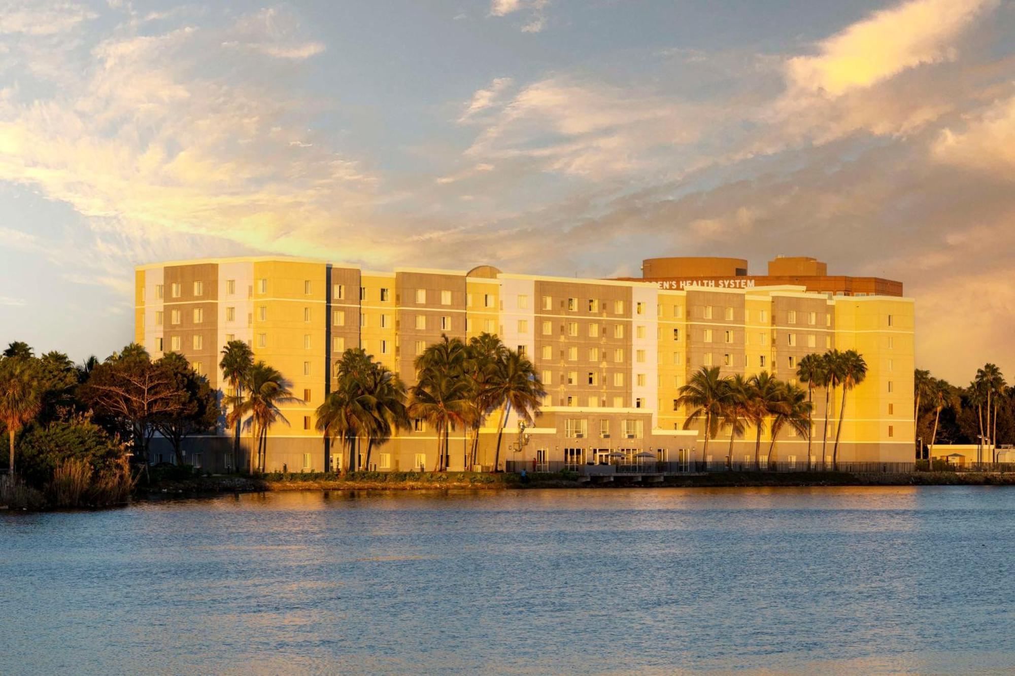 Homewood Suites Miami Airport/Blue Lagoon Εξωτερικό φωτογραφία